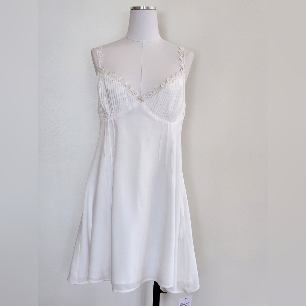 NWT! || TOPSHOP || slip dress lace trim pintucks mini white sz 12 - Picture 4 of 10